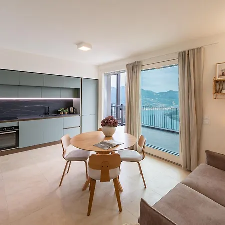 Iseo Infinity View Apartment