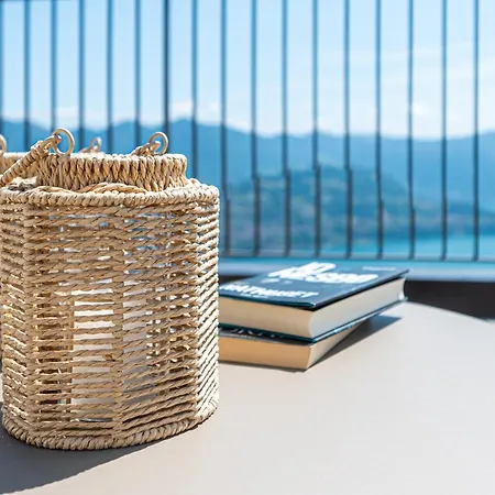 Iseo Infinity View Apartment *