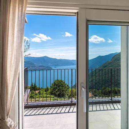 Апартаменты Iseo Infinity View